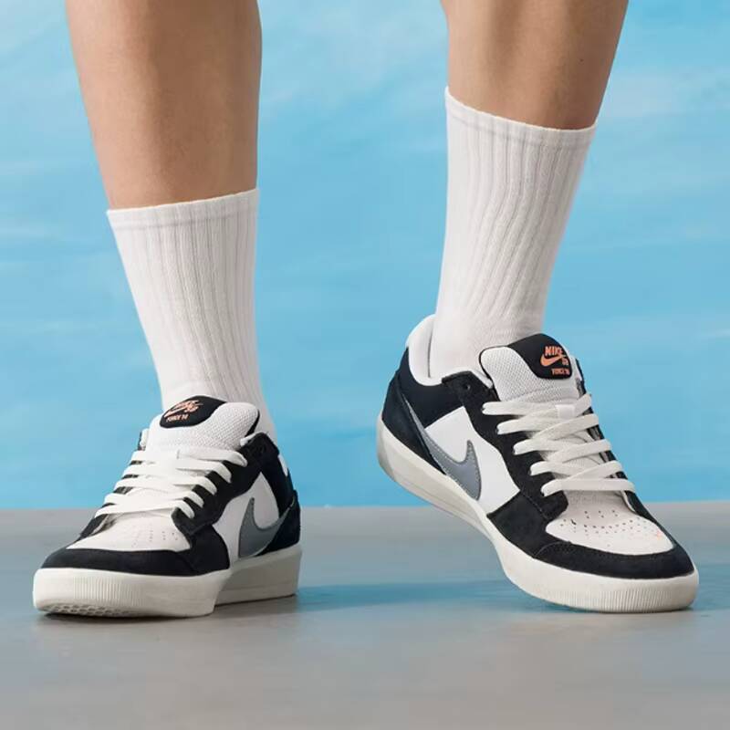 ホットナイキメンズ SB FORCE 58 ロートップレトロ - Street Fashion Nike のレビューと価格