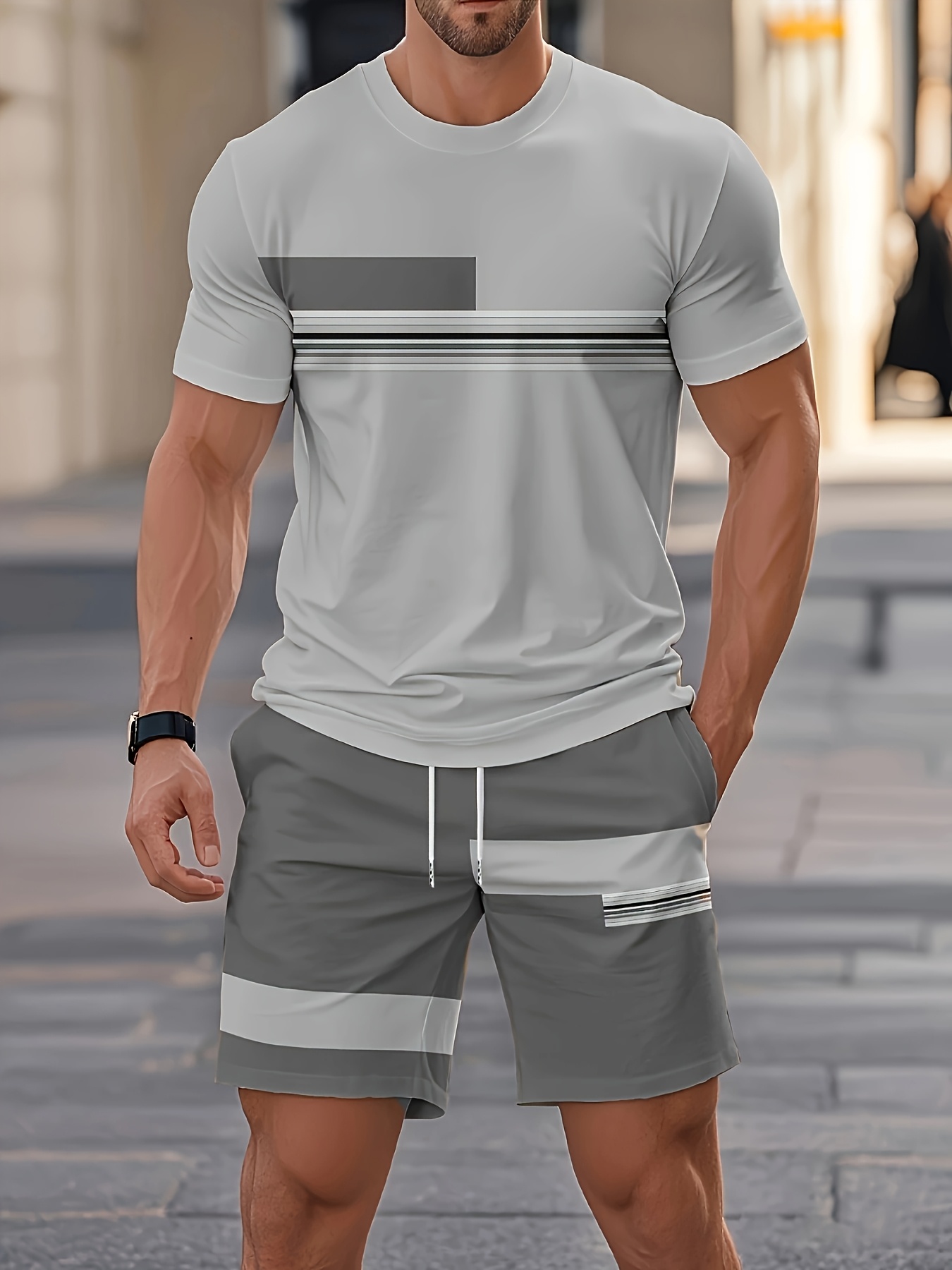 夏のメンズセットカジュアル O ネック半袖トップス + ショ - Street Fashion Outfit のレビューと価格